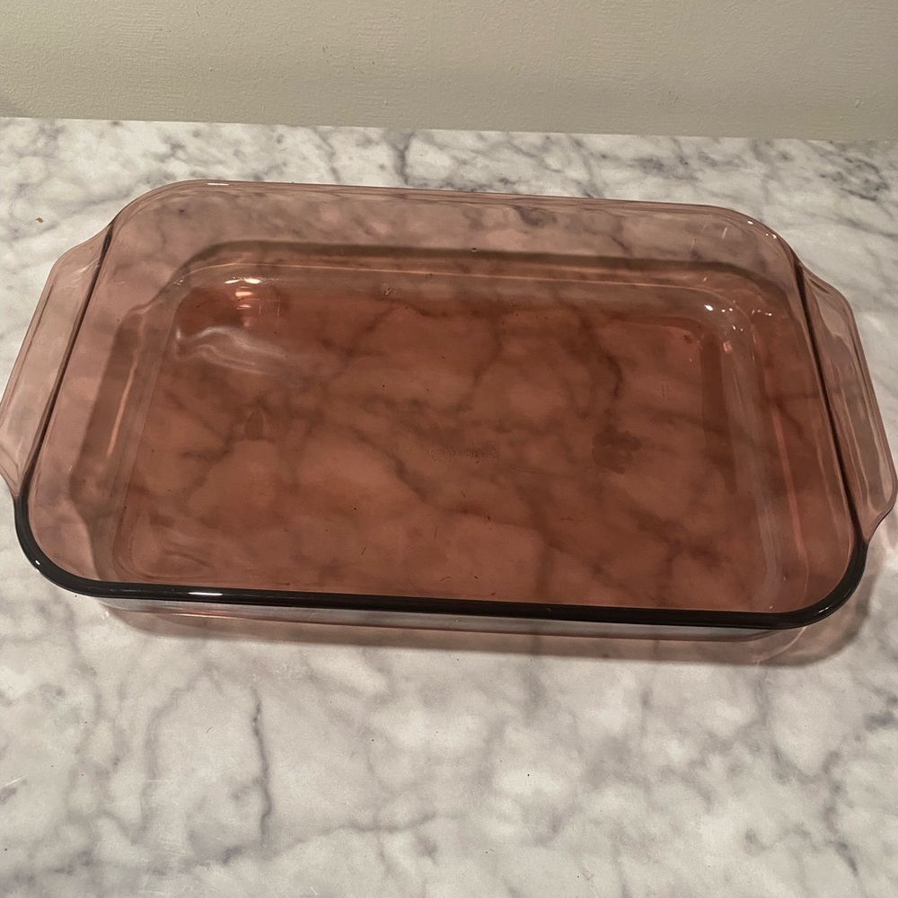 Pyrex cranberry casserole dish